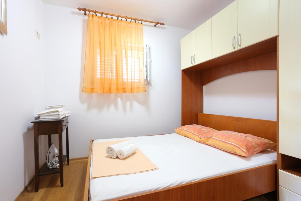Apartments By The Sea Seget Vranjica, Trogir - 13771 Exterior photo