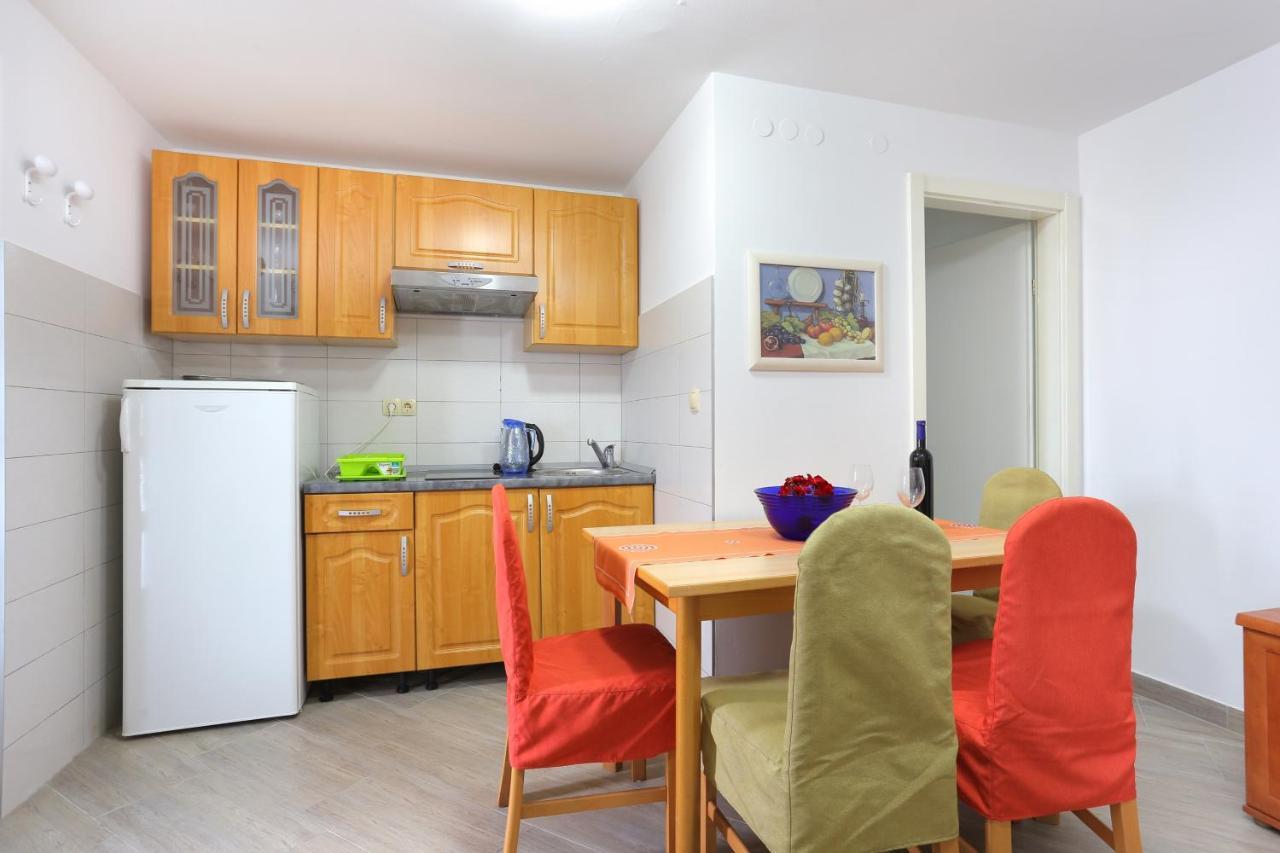Apartments By The Sea Seget Vranjica, Trogir - 13771 Exterior photo