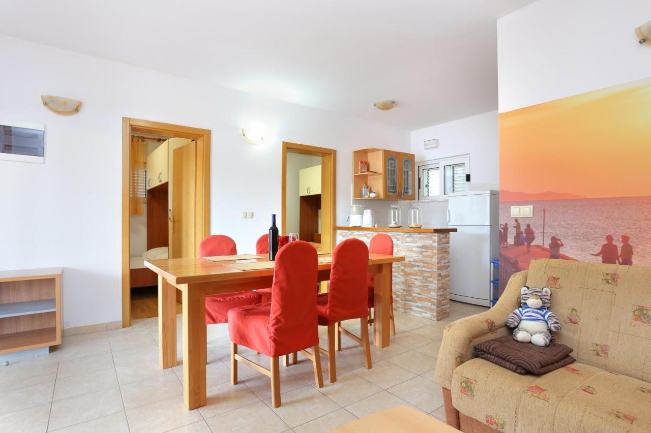 Apartments By The Sea Seget Vranjica, Trogir - 13771 Exterior photo