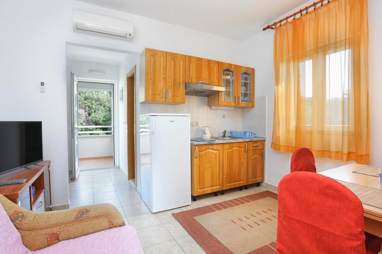 Apartments By The Sea Seget Vranjica, Trogir - 13771 Exterior photo