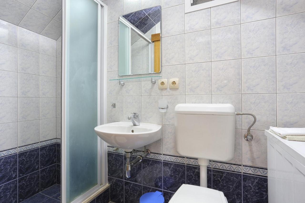 Apartments By The Sea Seget Vranjica, Trogir - 13771 Exterior photo