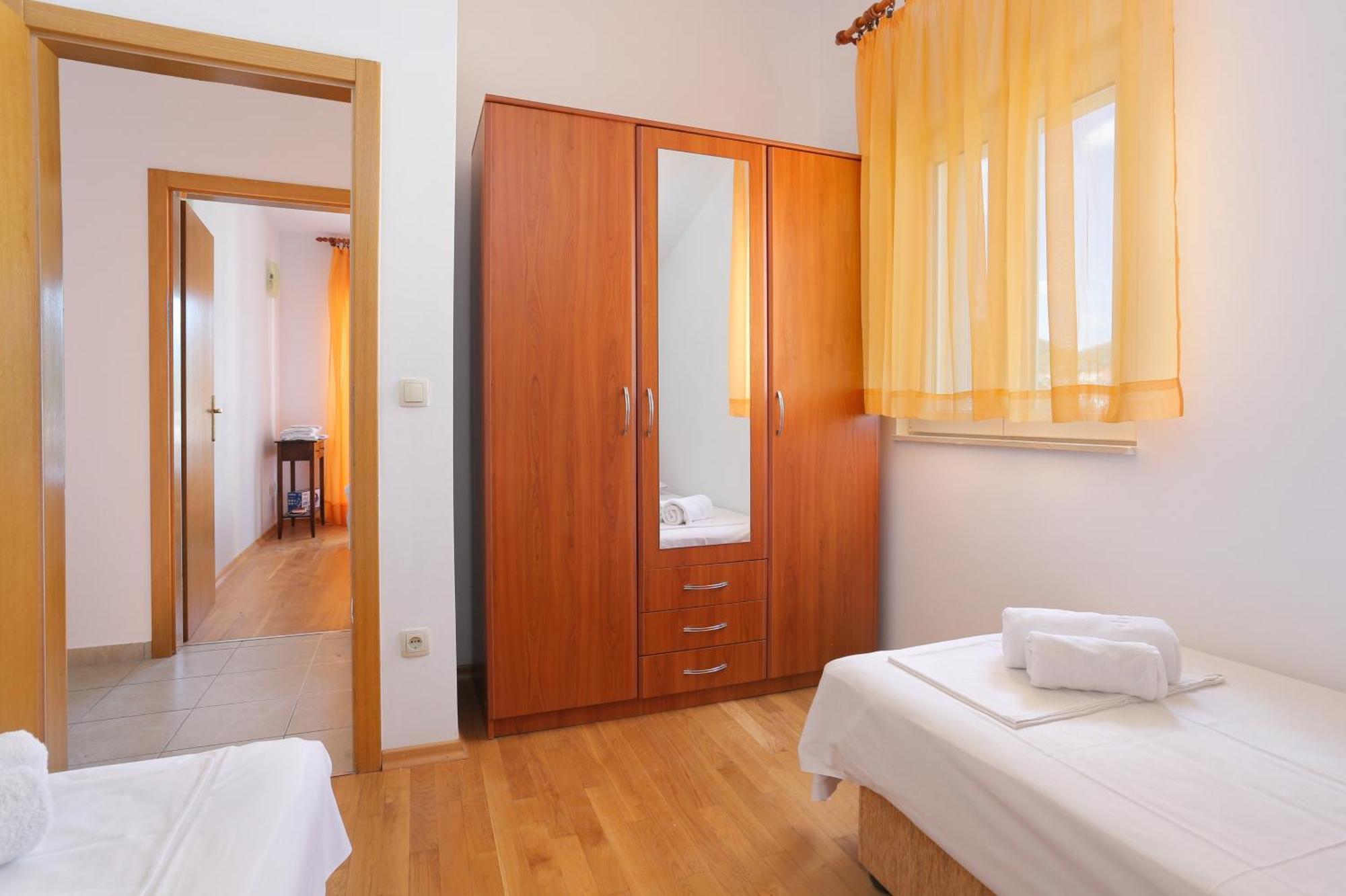 Apartments By The Sea Seget Vranjica, Trogir - 13771 Room photo