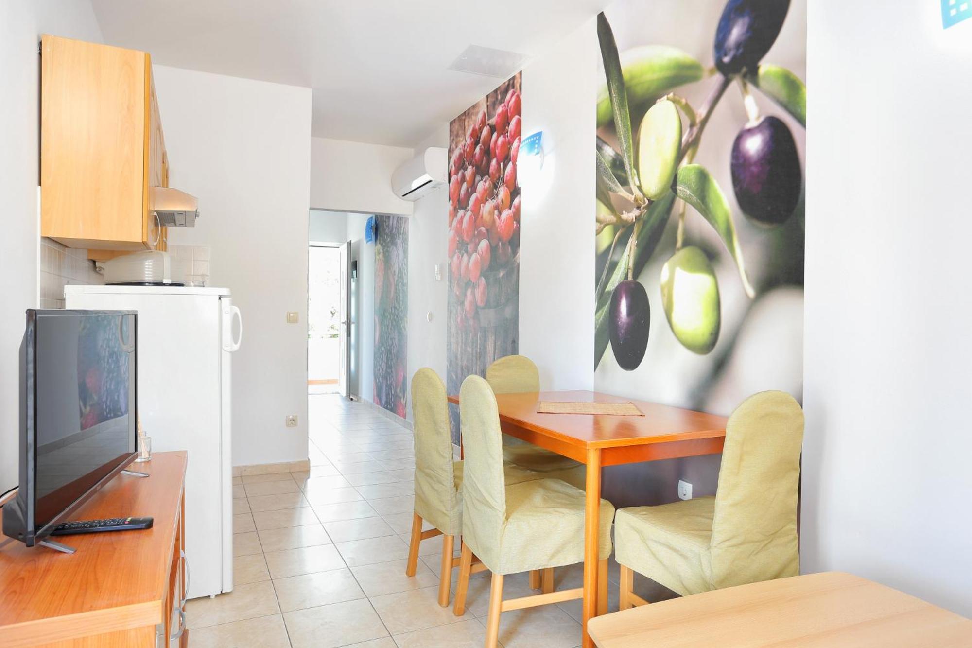 Apartments By The Sea Seget Vranjica, Trogir - 13771 Room photo